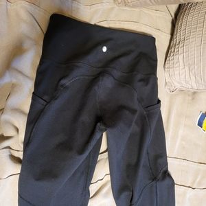 Yogalicious leggings- only worn once!